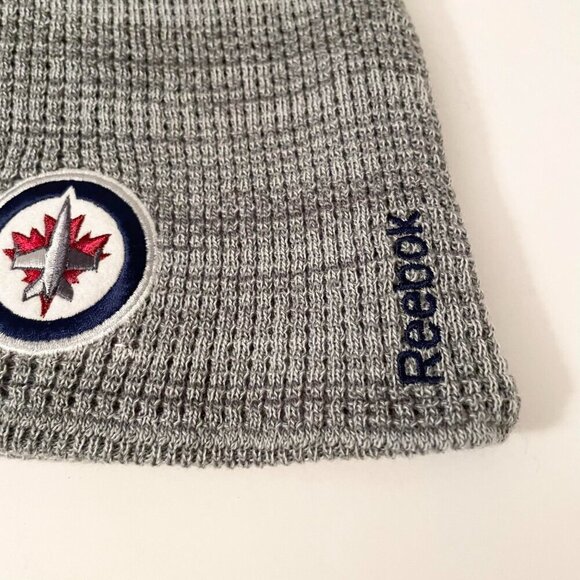 Winnipeg Jets Reebok Center Ice NHL Hat - Picture 3 of 15